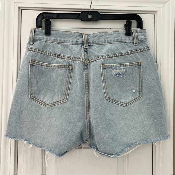 Shein High Waisted Distressed Raw Hem Jean shorts Size 32 - Picture 2 of 8